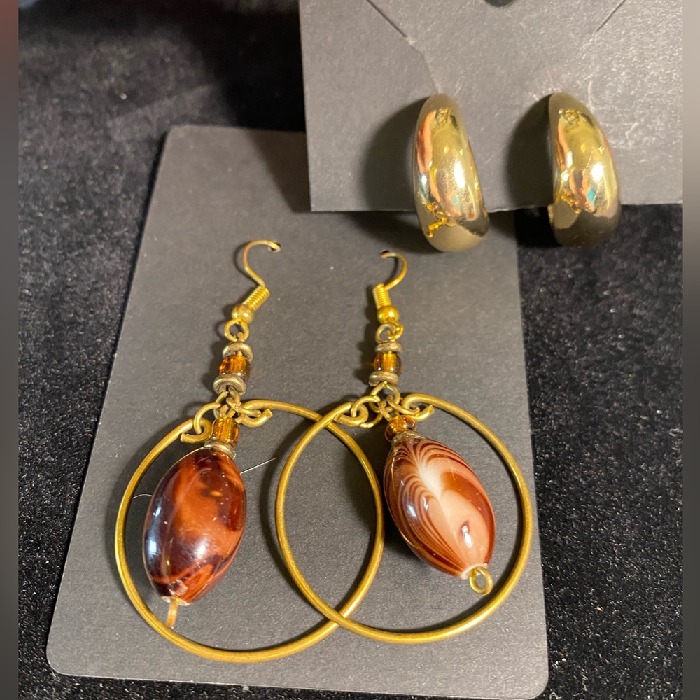 Warm Tones! Classic Gold-Tone Open Hoops & Boho Dangles with Swirled Glass Beads
